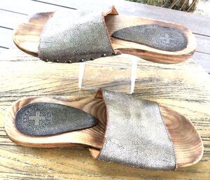 Fiorentini + Baker Slides Size 6 Wooden Sandals Gold Bronze Metallic Leather